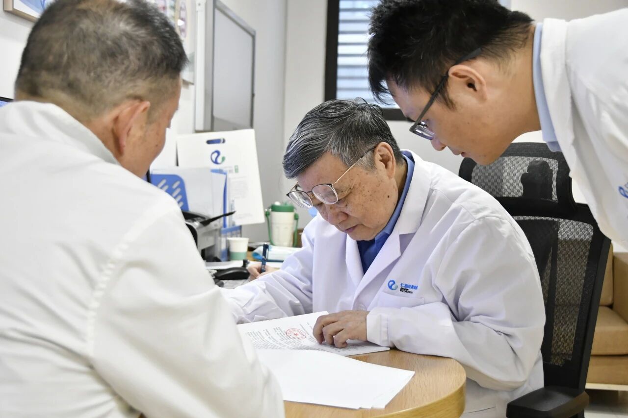 拒绝千人一方|1月25日，耳鸣专家李明教授一对一为患者制定诊疗方案